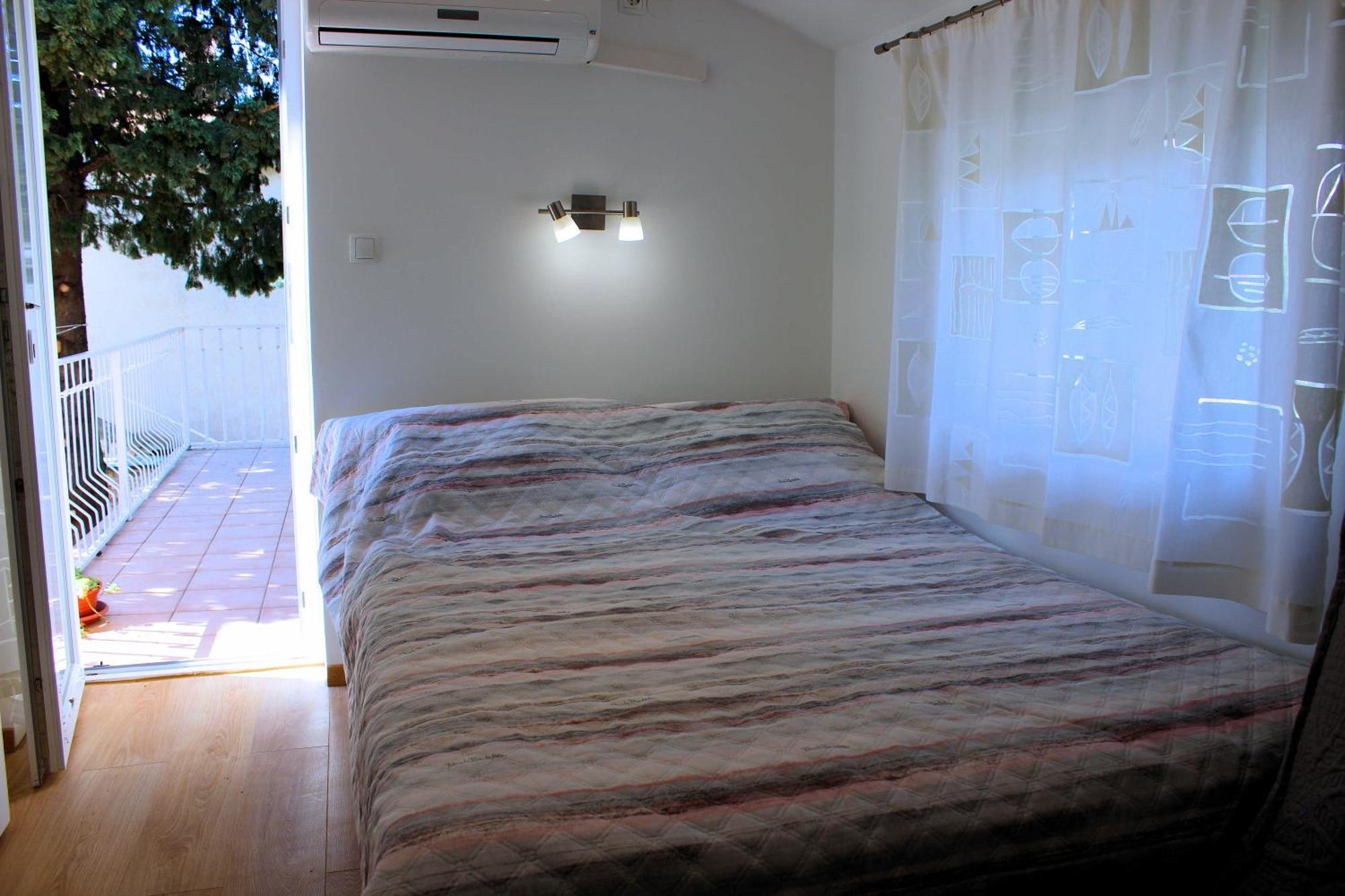 Apartment Studio Olga Novi Vinodolski Exteriör bild